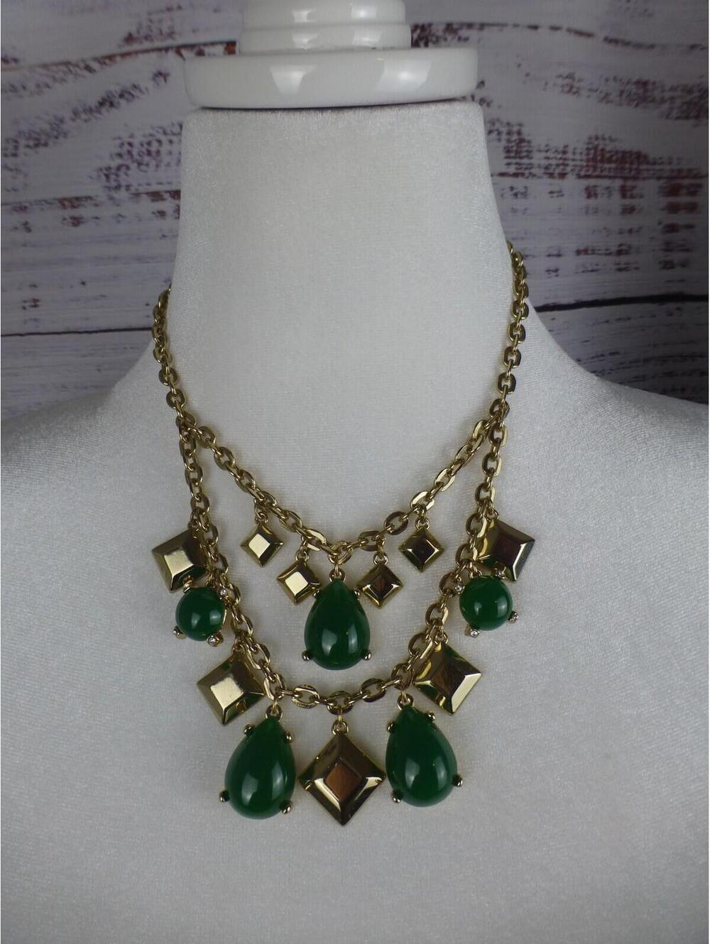 Chunky Gold Tone Green Teardrop Cabochon Square Charm Statement Necklace F4